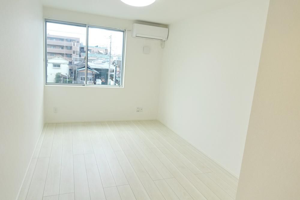 �y���ԁE���r���O�z�@