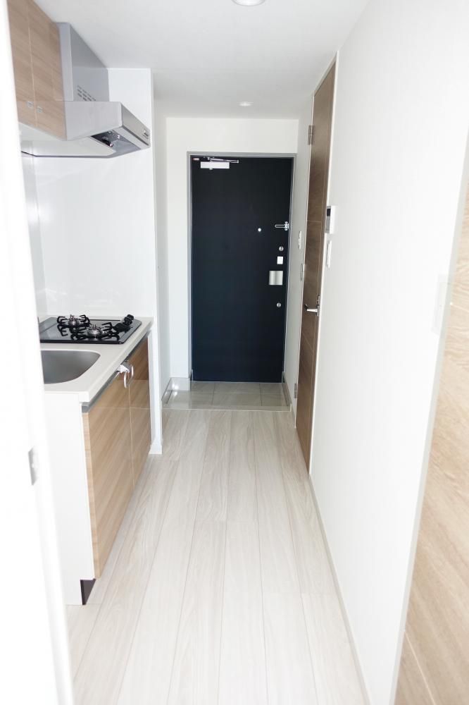 �y�Z�L�����e�B�z�@