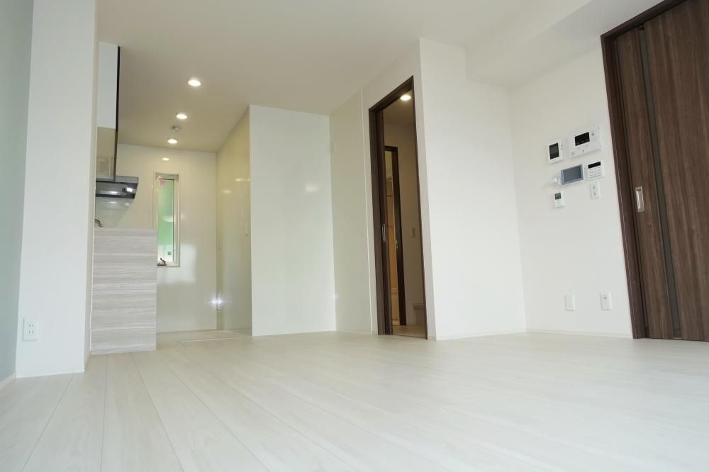 �y���ԁE���r���O�z�@