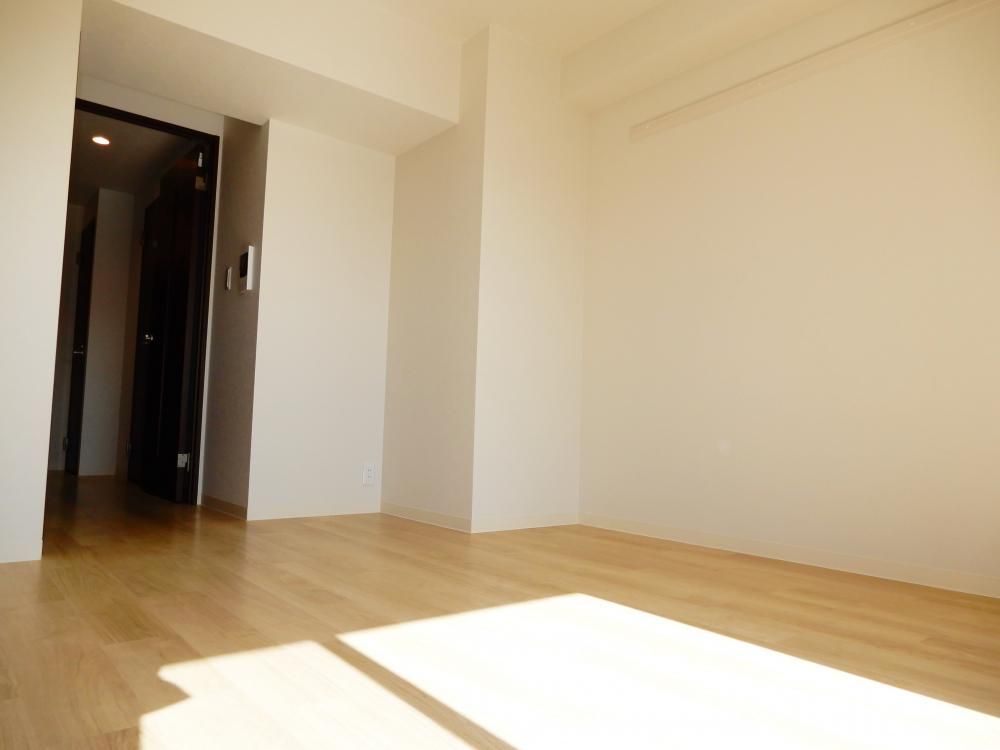 �y���ԁE���r���O�z�@