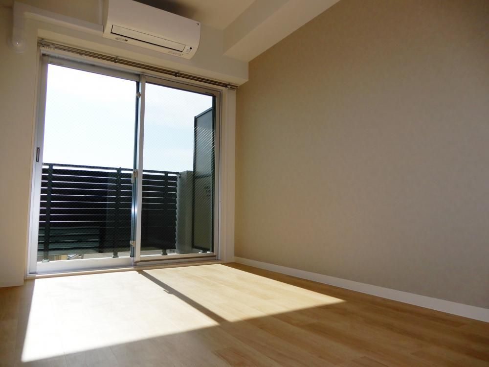 �y�Q���z�@