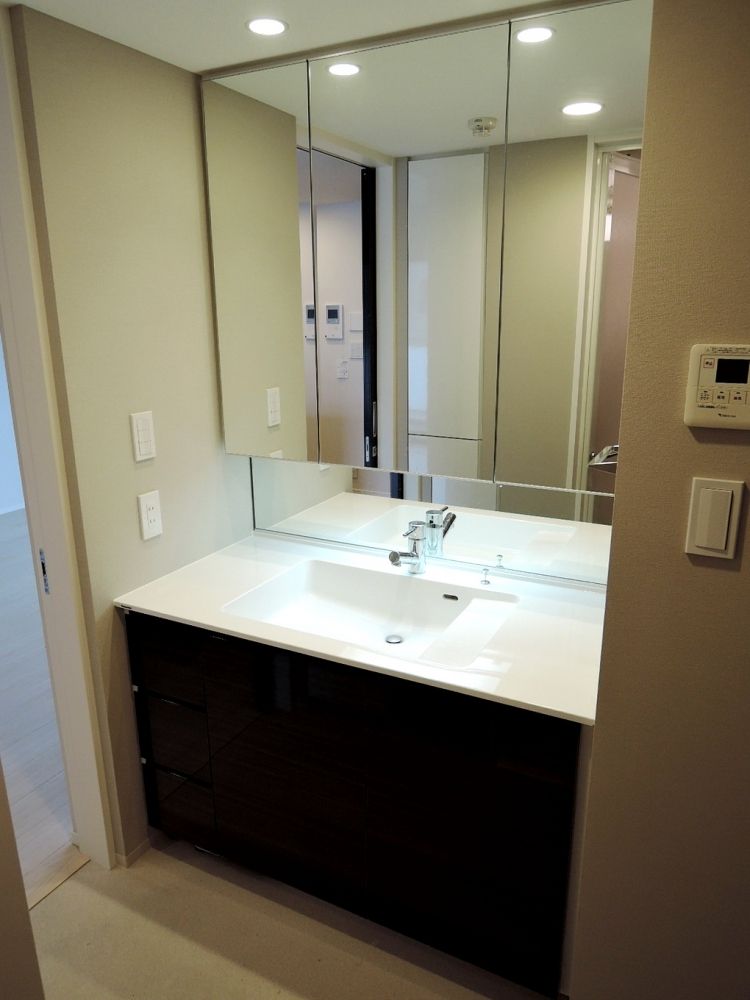 �y���ʏ��z�@