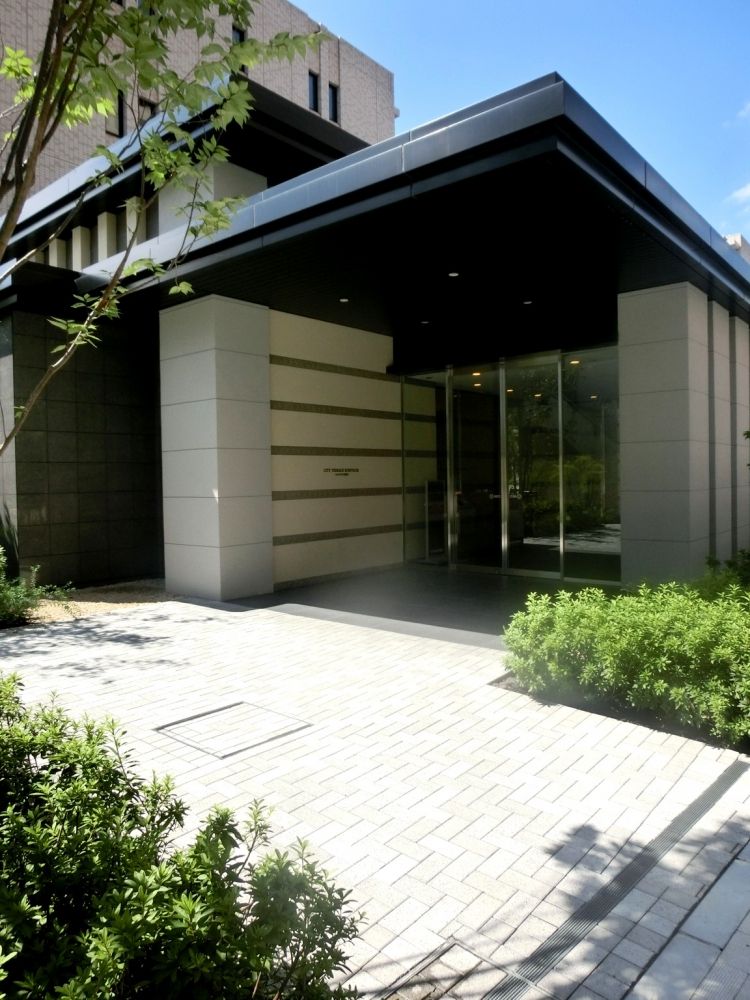 �y�G���g�����X�z�@