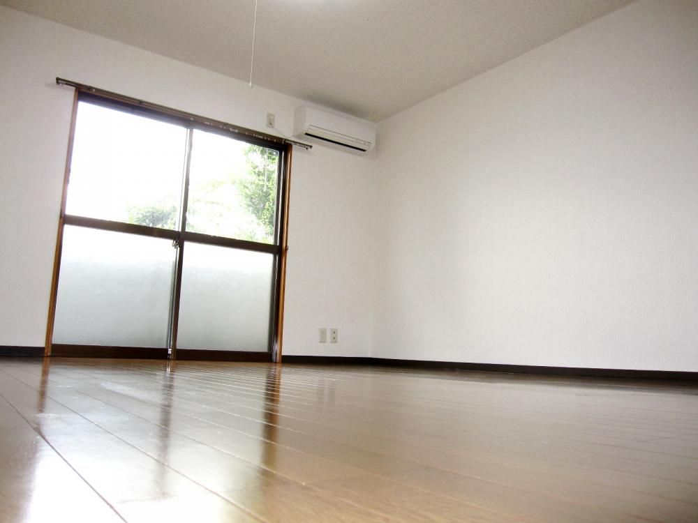 �y�Q���z�@