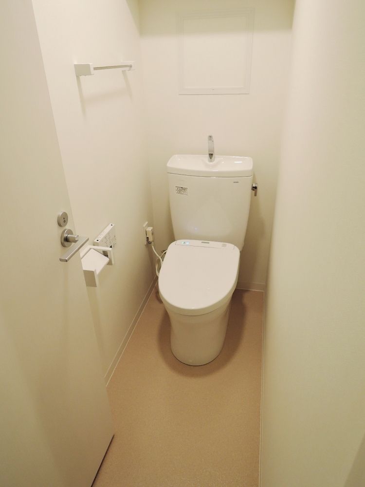 �y�g�C���z�@