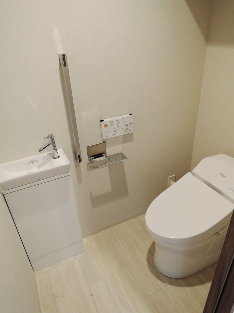 �y�g�C���z�@