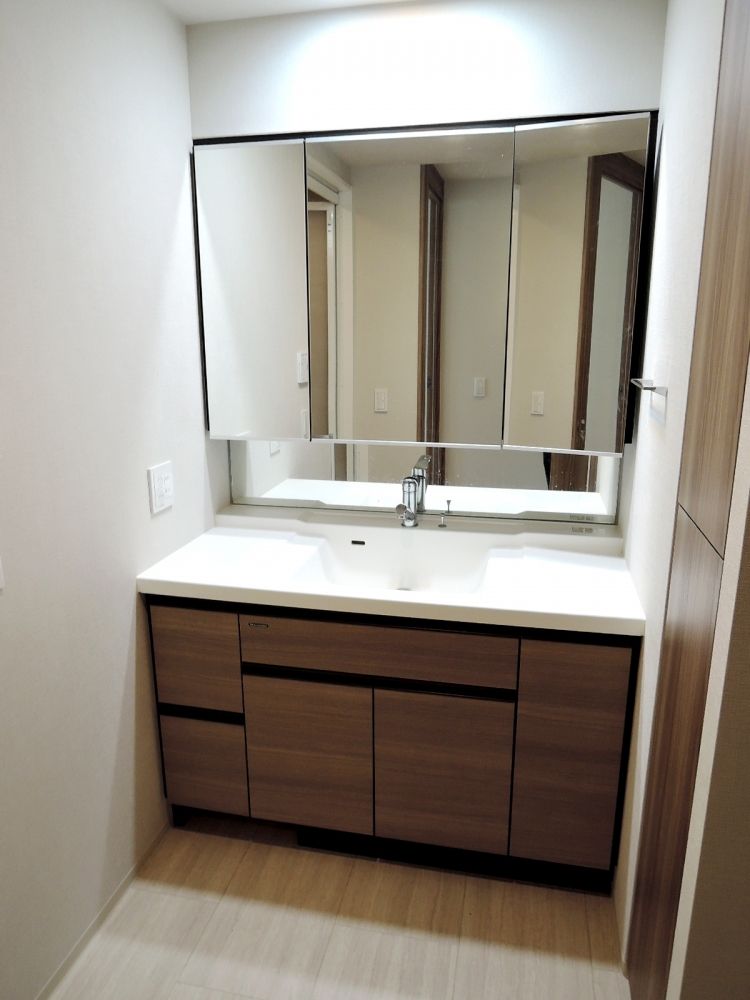 �y���ʏ��z�@