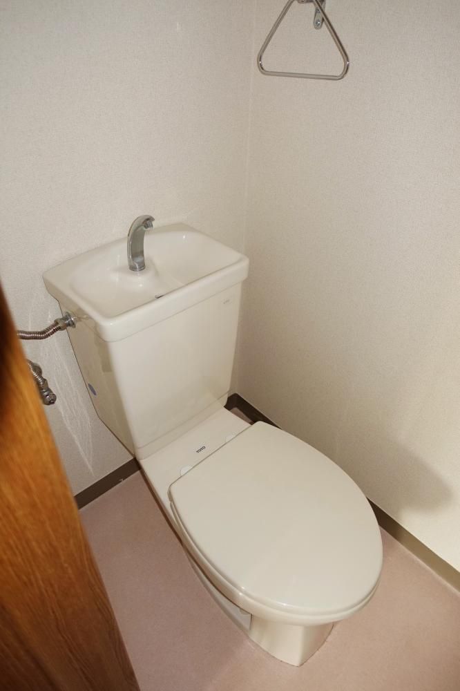 �y�g�C���z�@