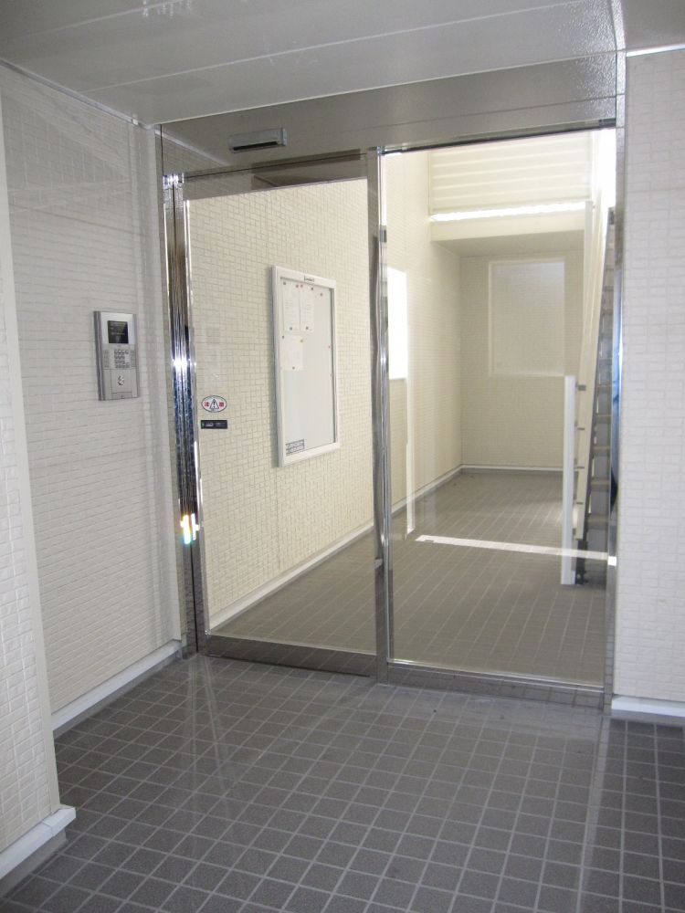 �y�G���g�����X�z�@