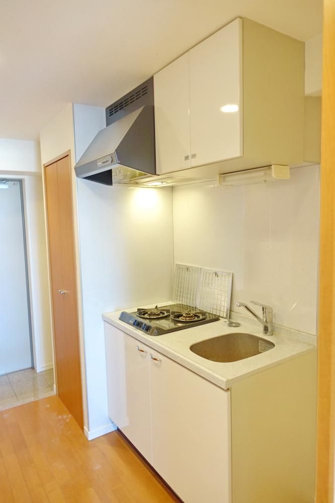 �y�L�b�`���z�@