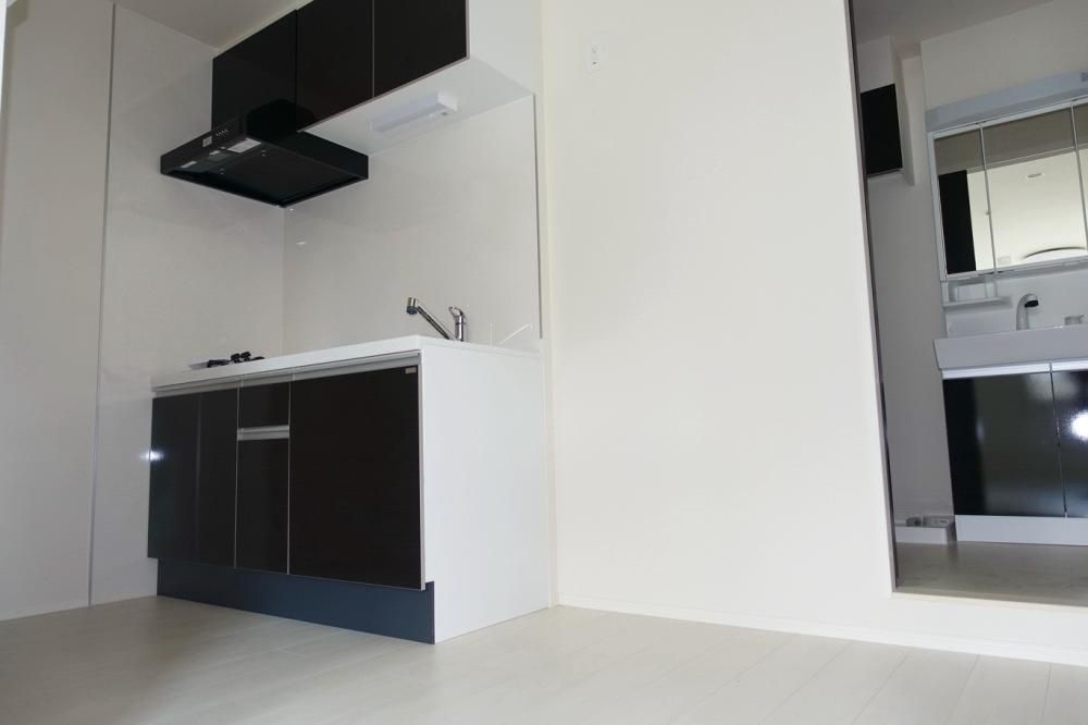 �y���ԁE���r���O�z�@