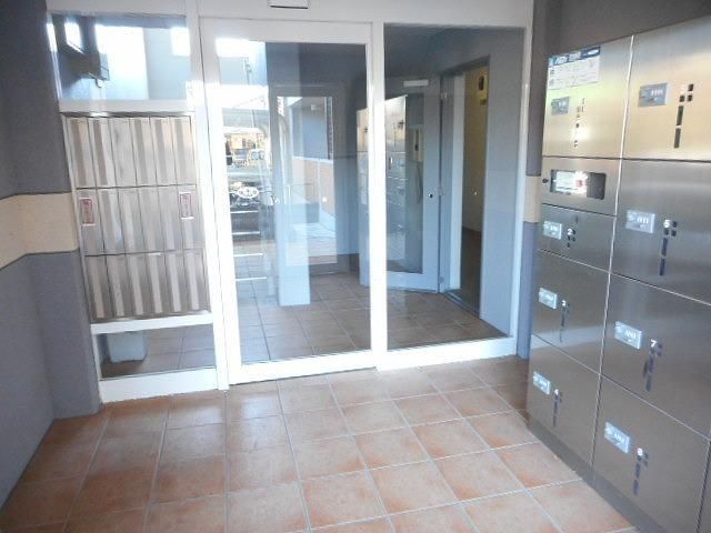 �y�G���g�����X�z�@