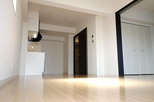 �y���ԁE���r���O�z�@