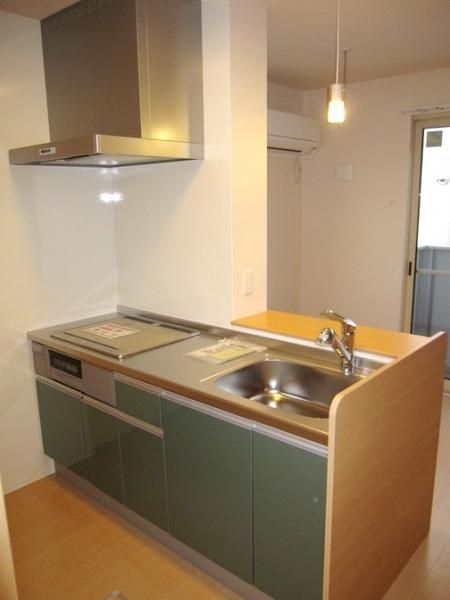 �y�L�b�`���z�@