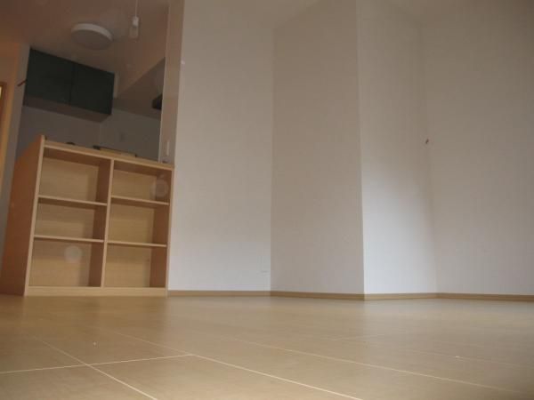 �y���ԁE���r���O�z�@