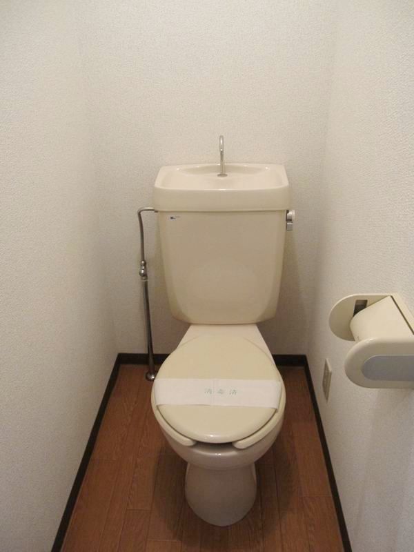 �y�g�C���z�@