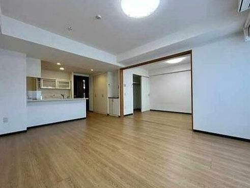 �y���ԁE���r���O�z�@