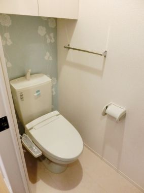 �y�g�C���z�@