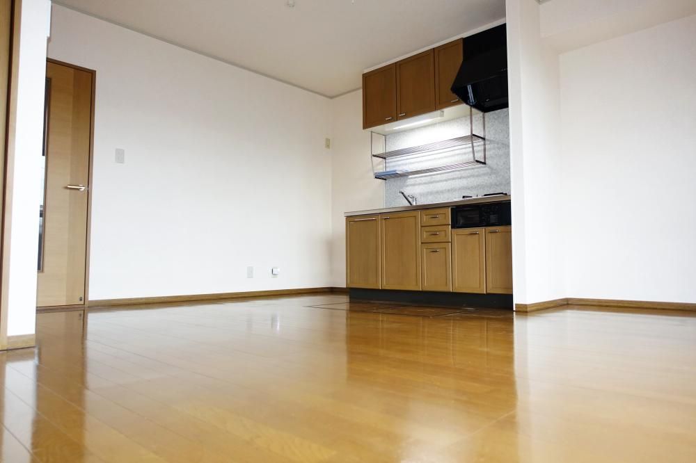 �y���ԁE���r���O�z�@