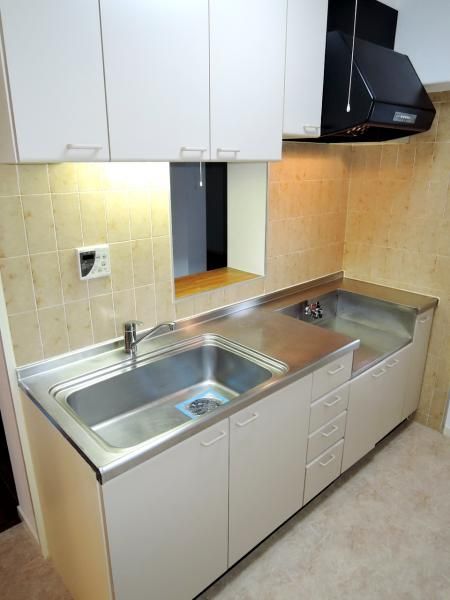 �y�L�b�`���z�@