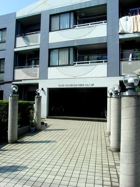 �y�G���g�����X�z�@