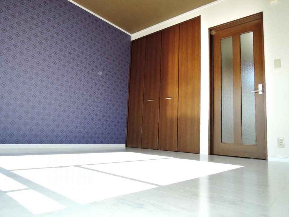 �y�����E���r���O�z�@