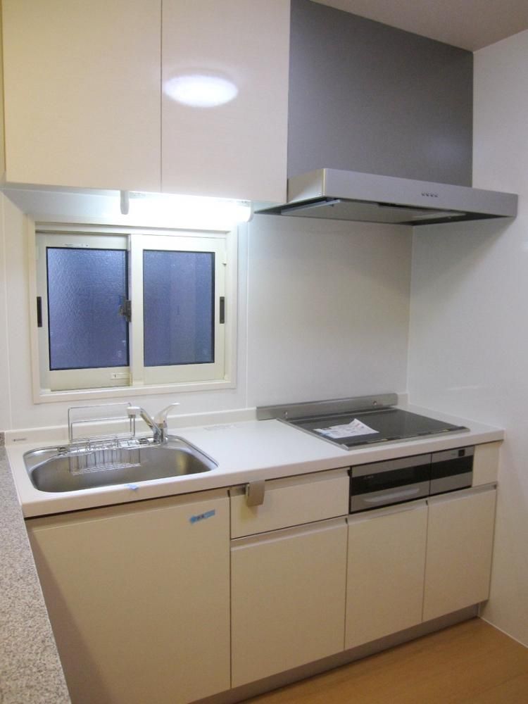 �y�L�b�`���z�@