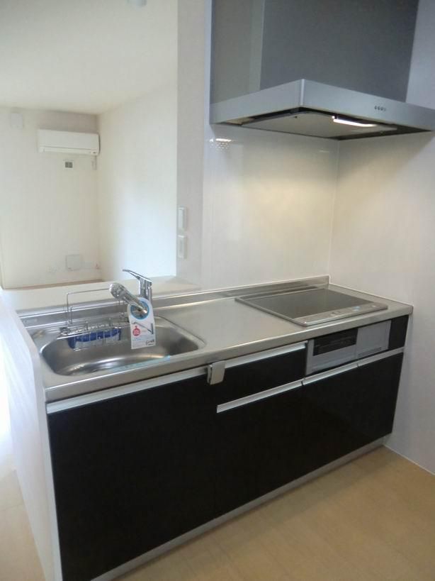 �y�L�b�`���z�@