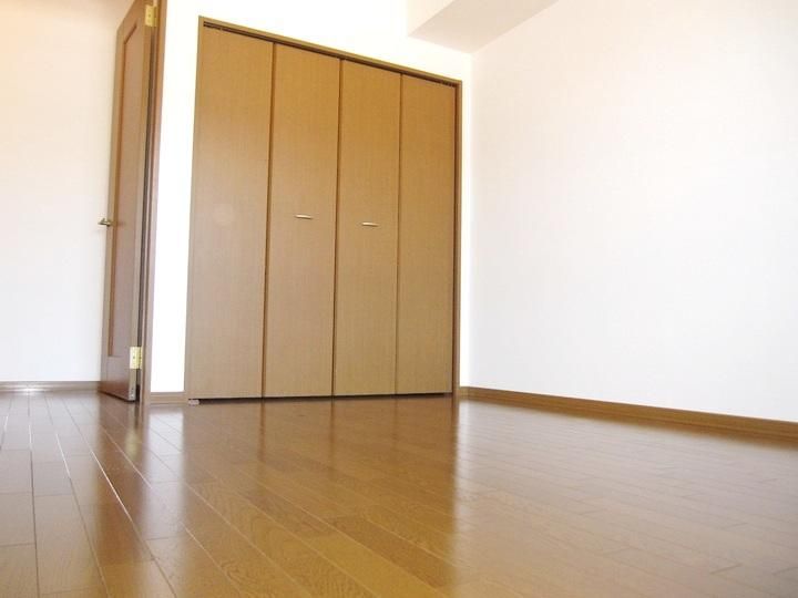 �y�Q���z�@