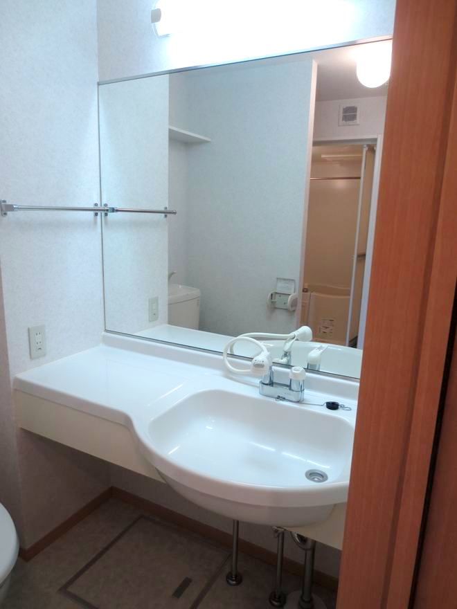 �y���ʏ��z�@