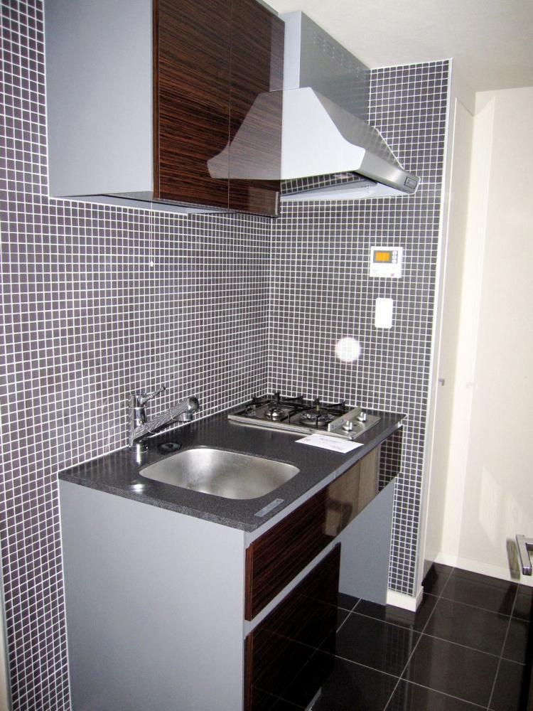 �y�L�b�`���z�@