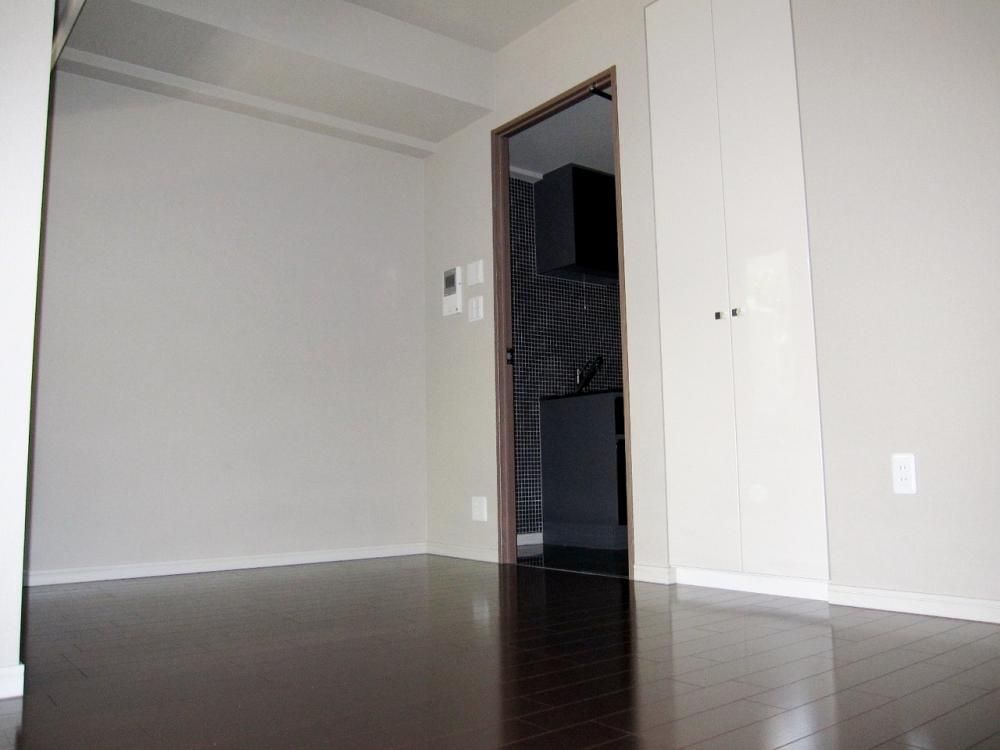 �y�Q���z�@