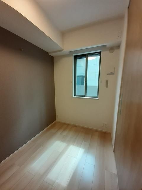 �y�Q���z�@