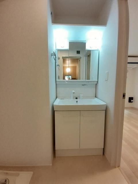 �y���ʏ��z�@