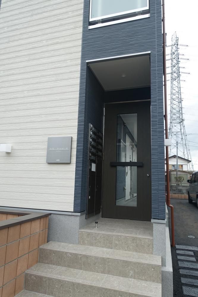 �y�G���g�����X�z�@