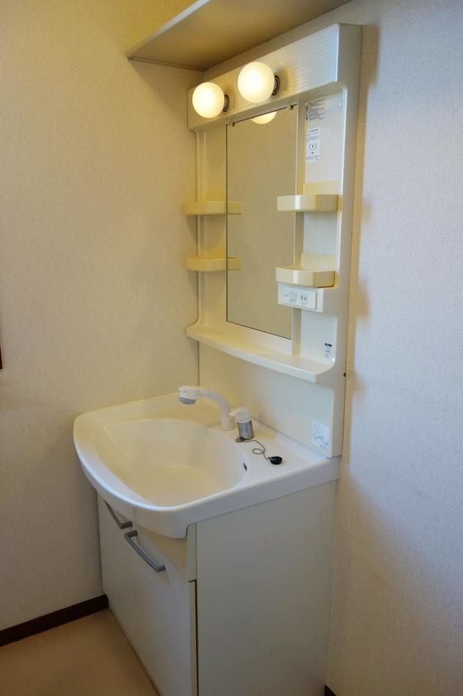 �y���ʏ��z�@