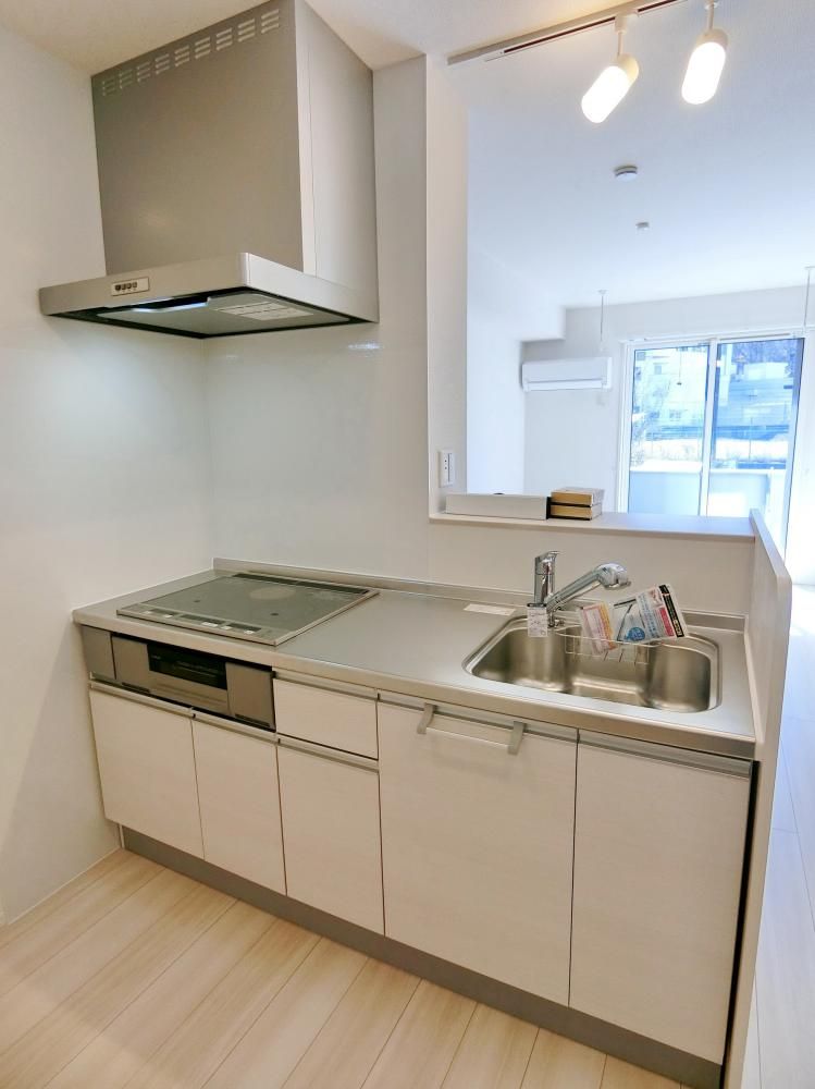 �y�L�b�`���z�@