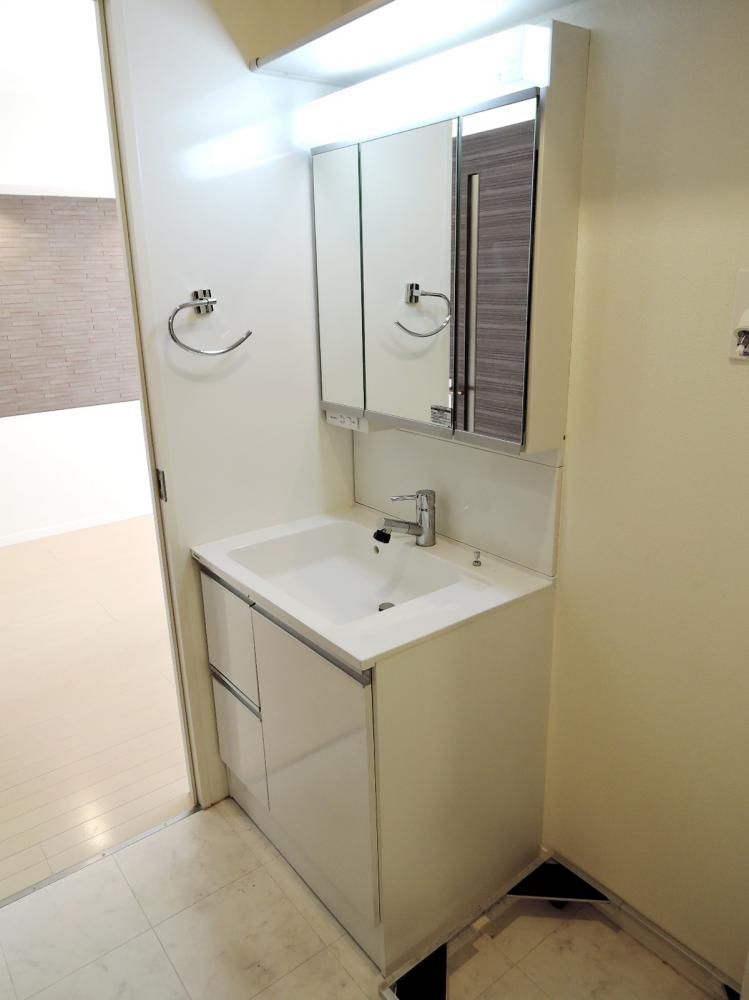 �y���ʏ��z�@