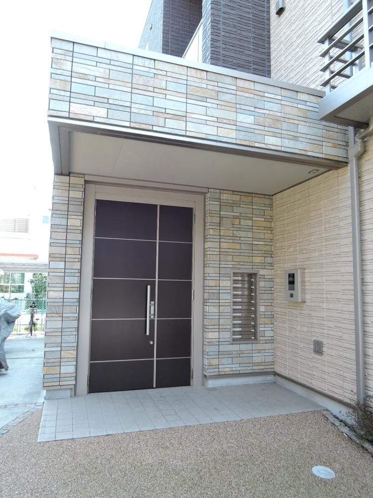 �y�G���g�����X�z�@