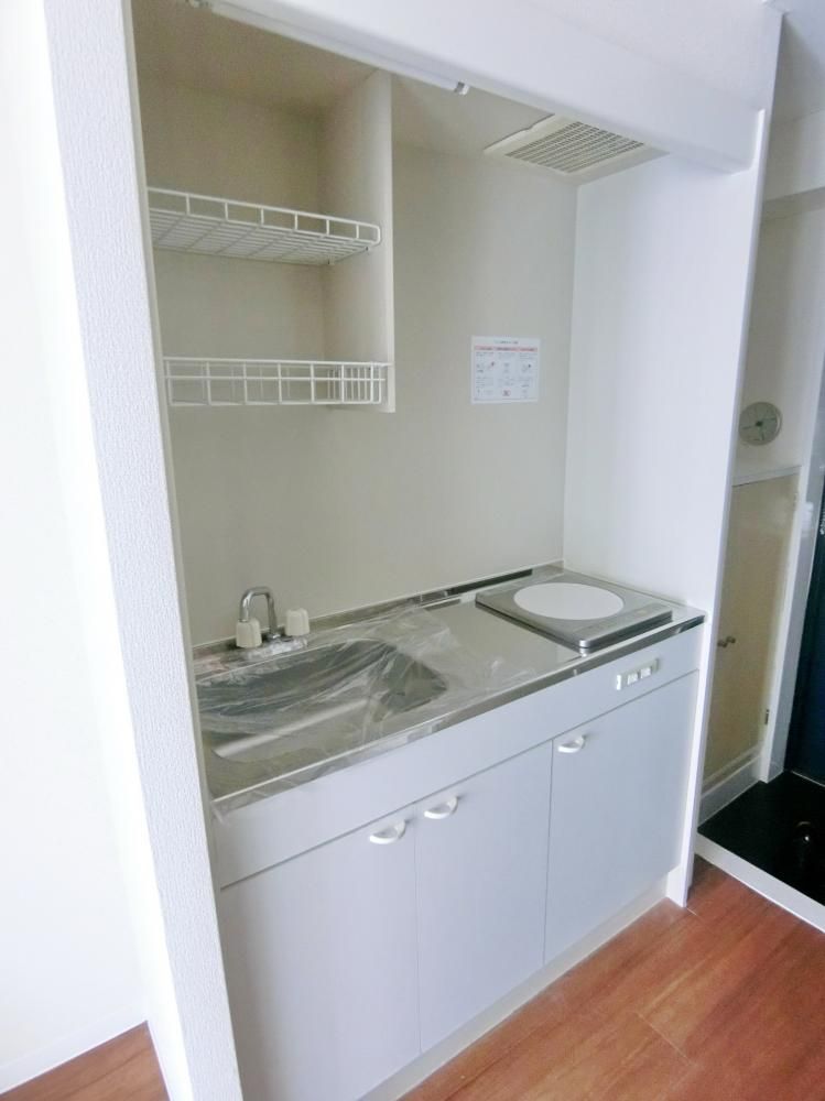 �y���ԁE���r���O�z�@