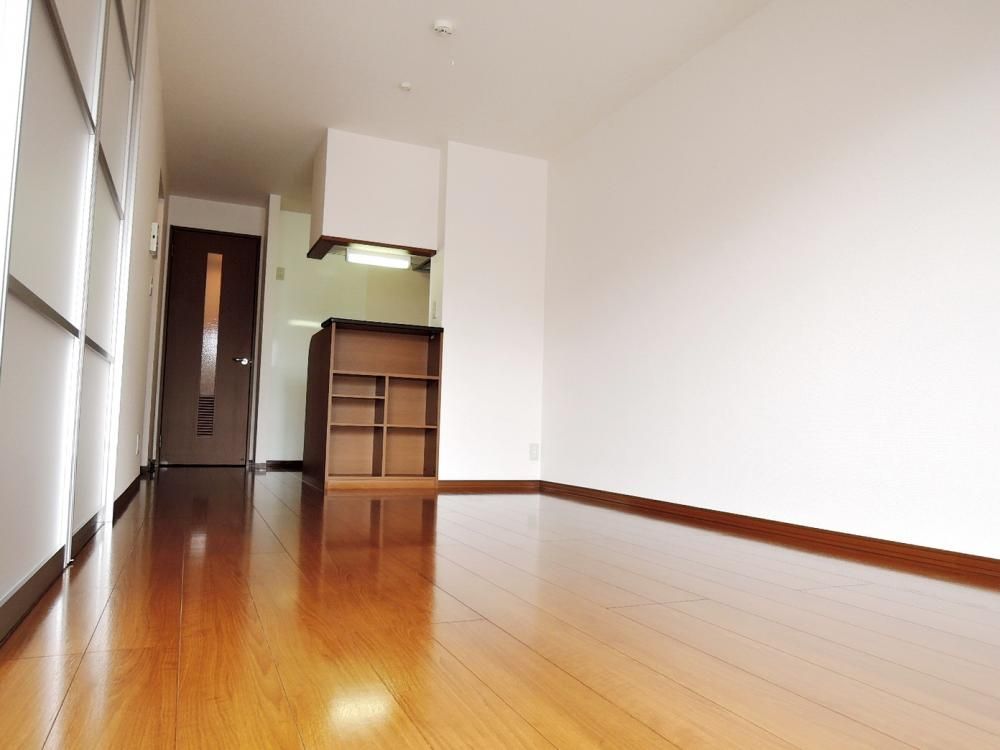 �y���ԁE���r���O�z�@