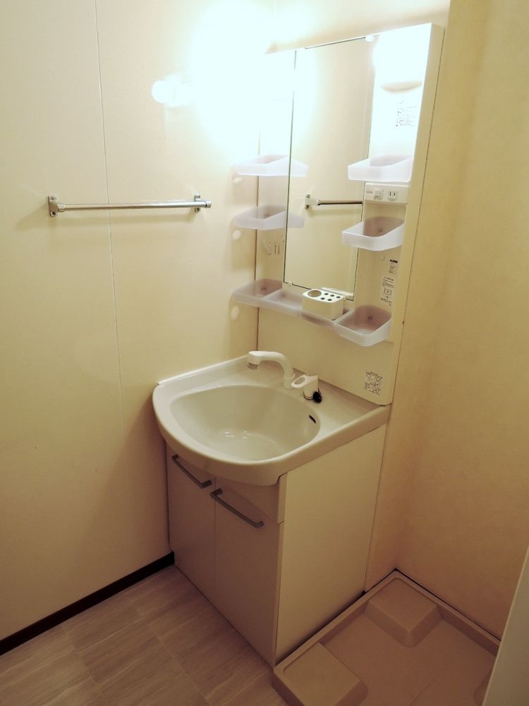 �y���ʏ��z�@