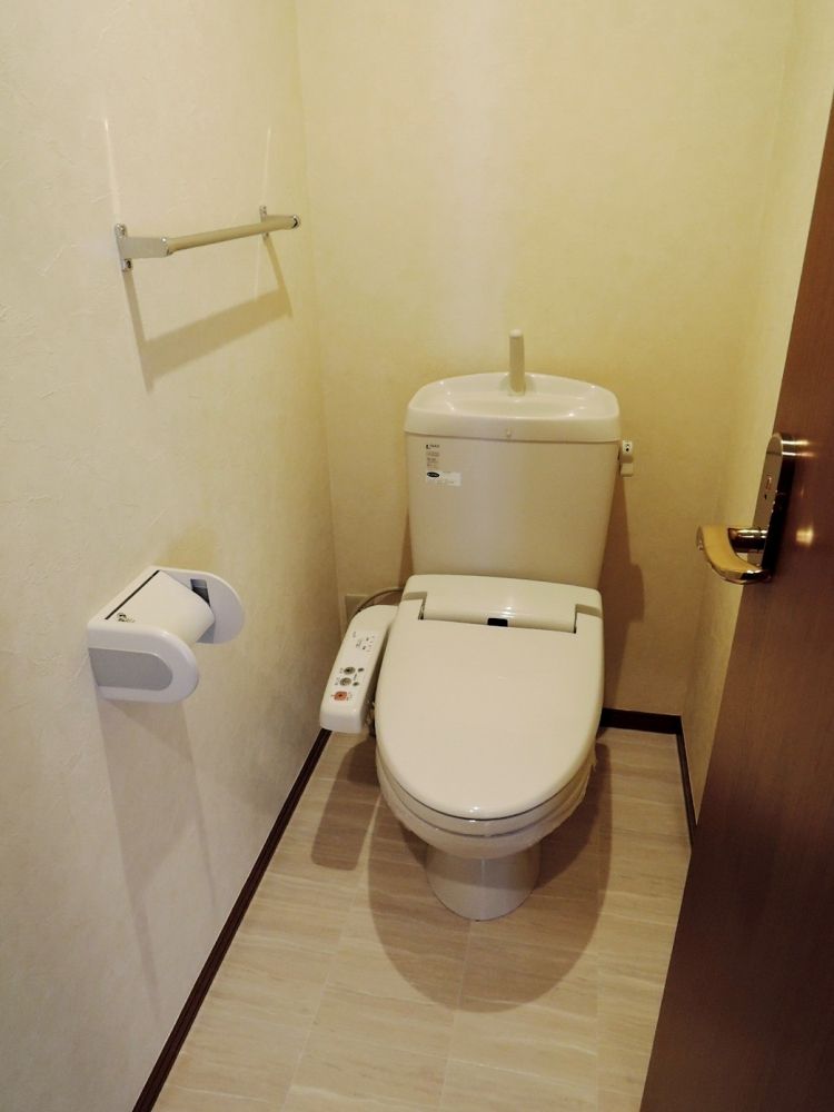 �y�g�C���z�@