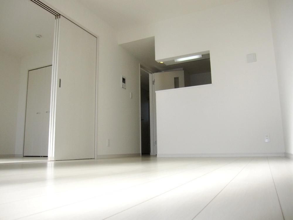 �y���ԁE���r���O�z�@���d�l�^�C�v