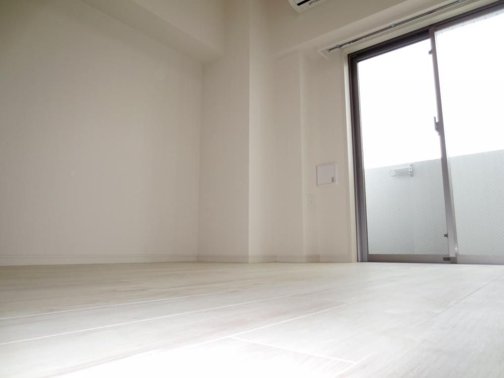 �y���ԁE���r���O�z�@