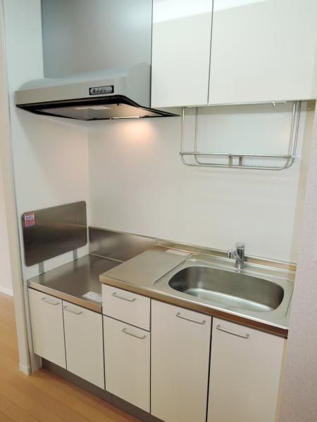 �y�L�b�`���z�@