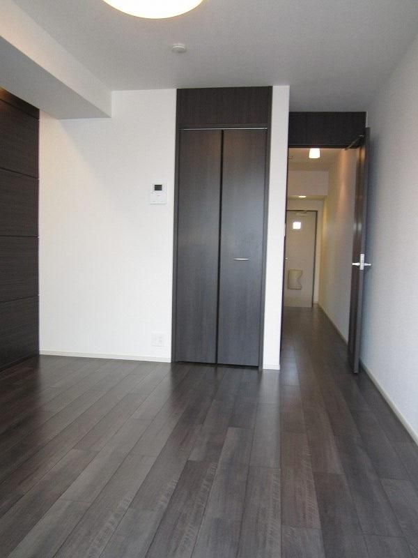 �y���ԁE���r���O�z�@