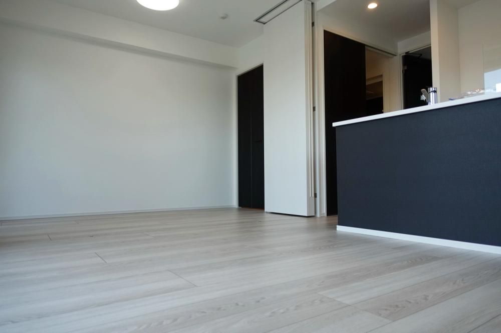 �y���ԁE���r���O�z�@