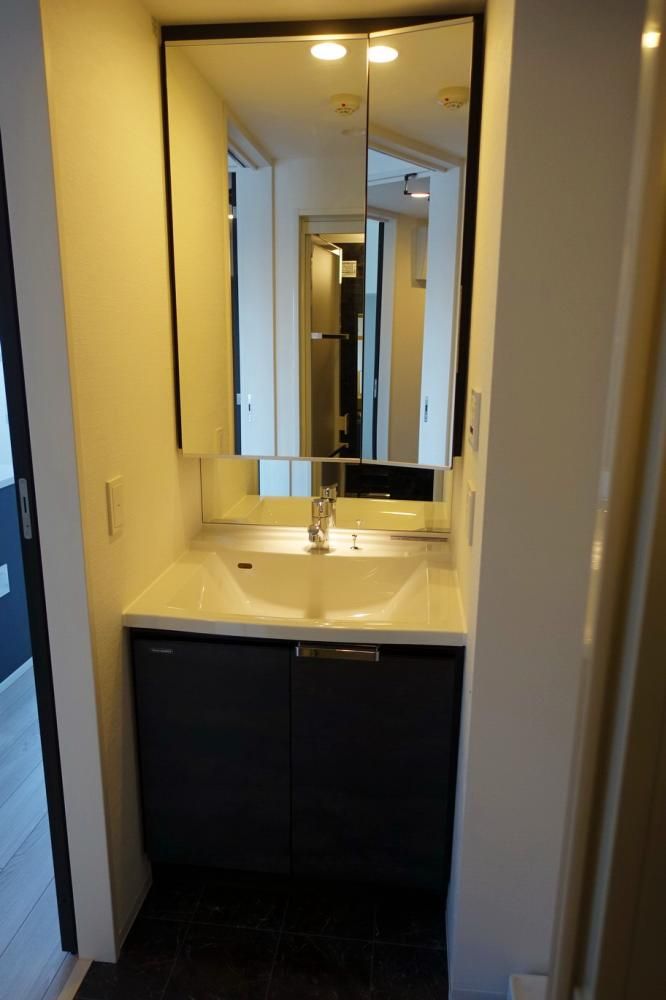 �y���ʏ��z�@