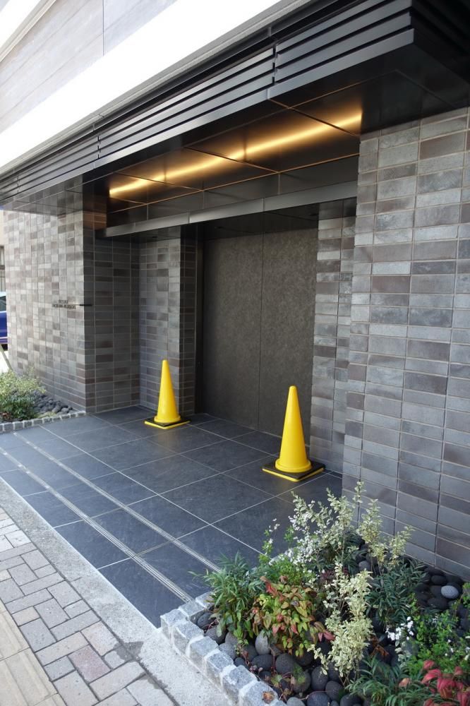 �y�G���g�����X�z�@